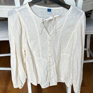 Old Navy Ivory Embroidered Blouse
